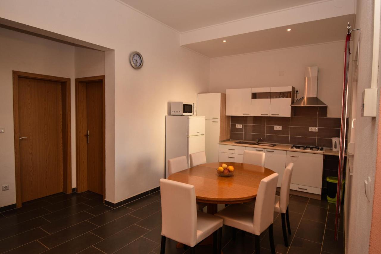 Apartmani Lukic Вир Экстерьер фото
